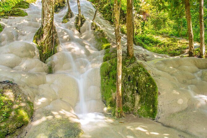 Sticky Waterfall Chiang Mai and Mae Ngat Boat Tour - Tips for Maximizing Your Day