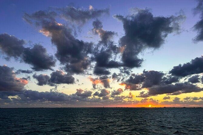 Stingray City Catamaran Sunset Tour - Why Choose This Tour?