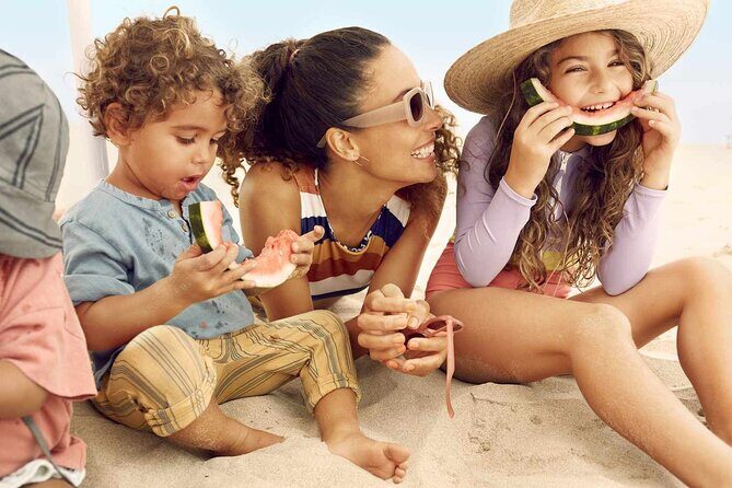 Stingray City, Coral Gardens & Frankie's Local Lunch & Juice - Key Points