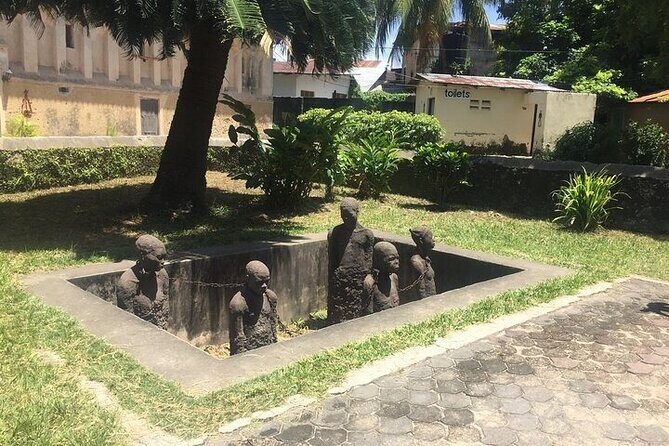 Stone Town and Spice Farm Private Tour - Who Will Make the Most of This Tour?