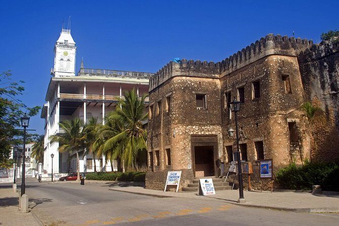 Stone Town City Tour - Exploring the Winding Streets of Stone Town