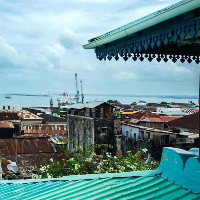 Stone Town Guided Tour: Culture, Slave Market & Spice Market - Markets and Local Flavor