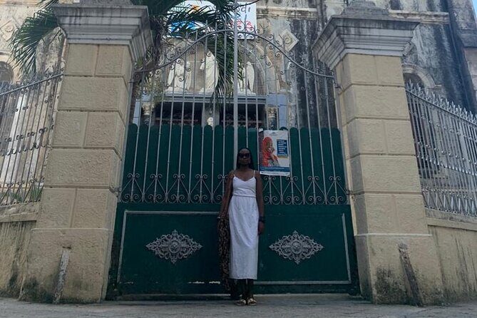 STONE TOWN, PRISON ISLAND AND SPICE FARM ( Lunch included ) - Transportation and Duration