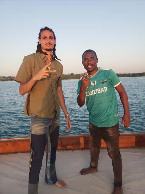 Stone Town: Sunset Dhow Cruise with Drinks, Snacks & Music - Practical Tips