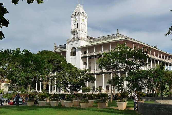 Stone Town Walking Tour - Key Points