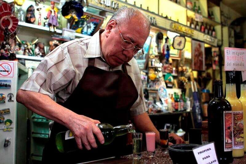 Street Food Tour Mexico City: Local Flavors and History - What to Expect During the Tour