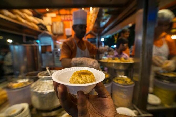 Street Food Tour:Listed in the 20 best food tours by The Guardian - An Introduction to Mumbai’s Street Food Tour
