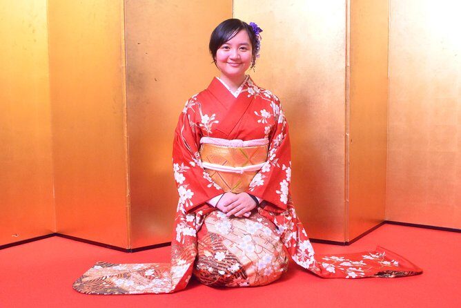 Studio Kimono Photo - The Experience in Context