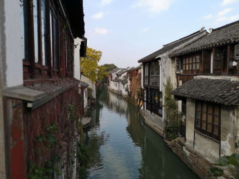 Su Zhou and Zhou Zhuang Water Village Day Tour - Key Points