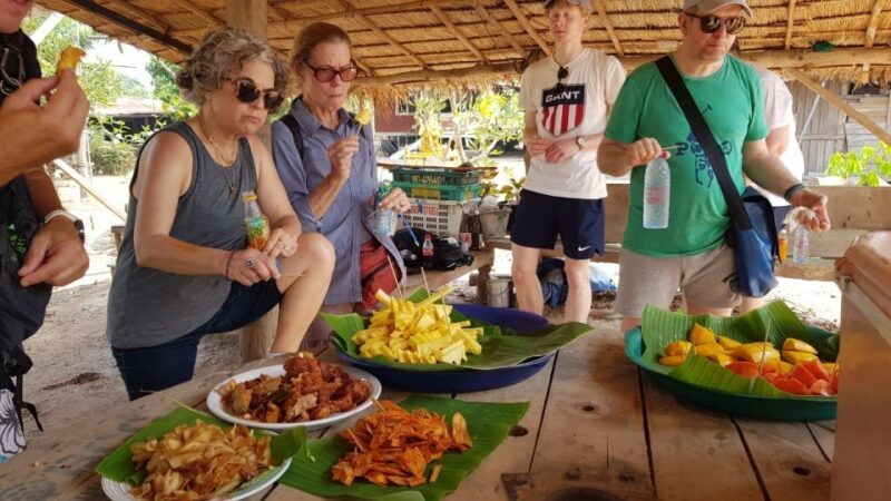 Sukhothai: Full-Day Historical Park Cycling Tour with Lunch - Who Will Enjoy This Tour?