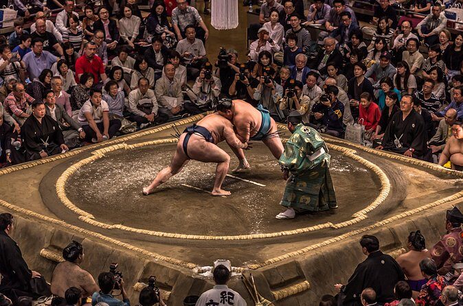 Sumo Tournament Experience in Osaka - Who Will Love This Tour?