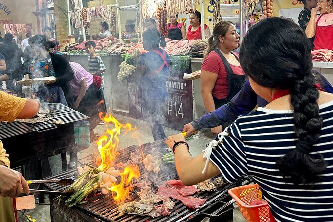 Sunday Market Tour in Tlacolula de Matamoros - A Detailed Look at the Tour Experience
