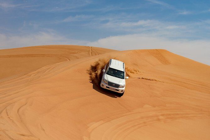 Sundowner Desert Safari and Dinner - Key Points