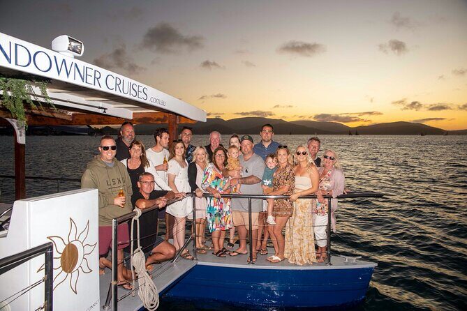 Sundowner Sunset Cruise Airlie Beach - Key Points