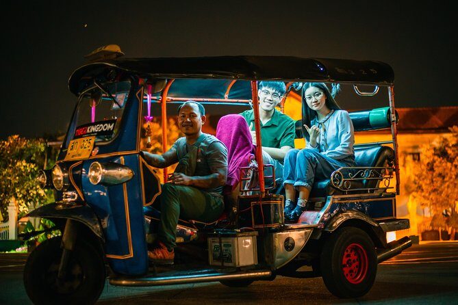 Sunlight or Moonlight: Chiang Mai City Tuk Tuk Tour - The Itinerary: An In-Depth Look