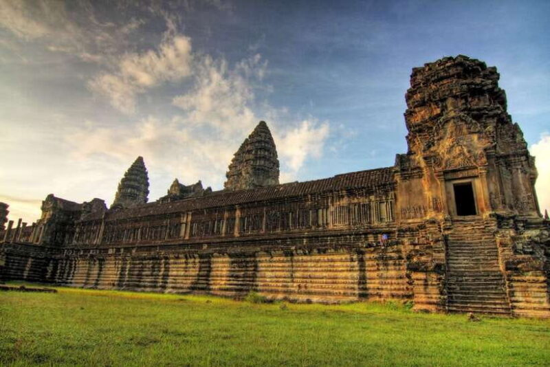 Sunrise at Angkor Wat Temple: 3-Hour Private Tour - The Sum Up