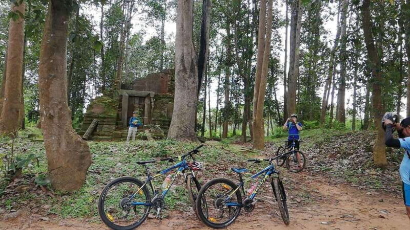 Sunrise Cycling Of Angkor Wat Temple - Key Points