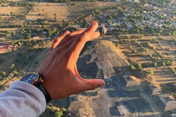 Sunrise HotAir Balloon Adventure Over Teotihuacan's Pyramids - The Sum Up