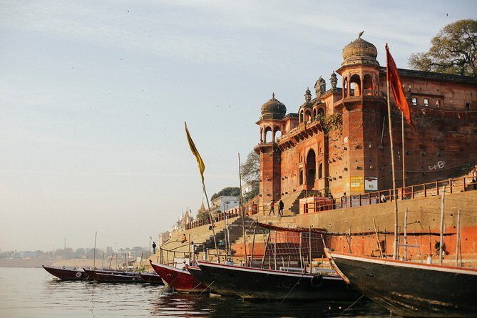 Sunrise & Morning Down Town, Walking Tour. Daily Tour - Exploring Manikarnika Ghat and the Old Town
