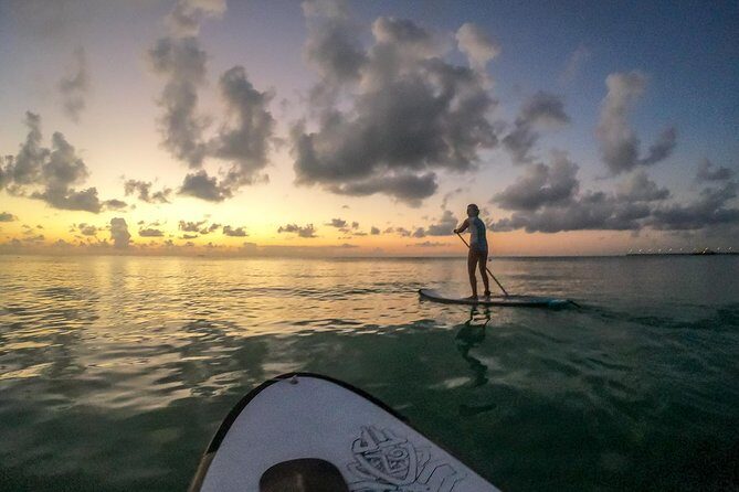 Sunrise paddleboard group session Caribbean Sea. Foto's included! - FAQ: Your Sunrise Paddleboarding Questions Answered