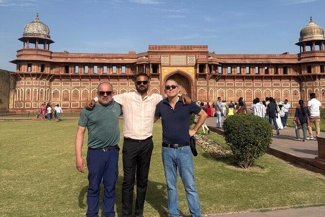 Sunrise Taj Mahal, Agra Fort & Baby Taj Tour from Delhi by Car - FAQs