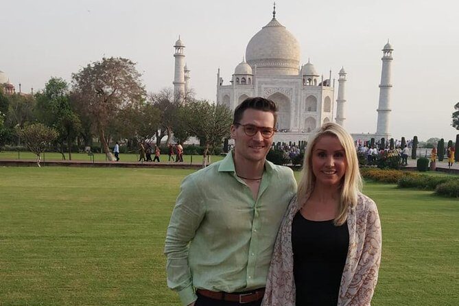 Sunrise Taj Mahal & Agra Fort Tour By Car From Delhi with 5 Star Breakfast - The Sum Up