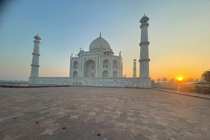 Sunrise Taj Mahal and Agra Fort Tour from Delhi by Car - A Detailed Look at the Experience