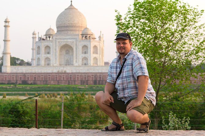 Sunrise Taj Mahal Tour - Transportation and Logistics