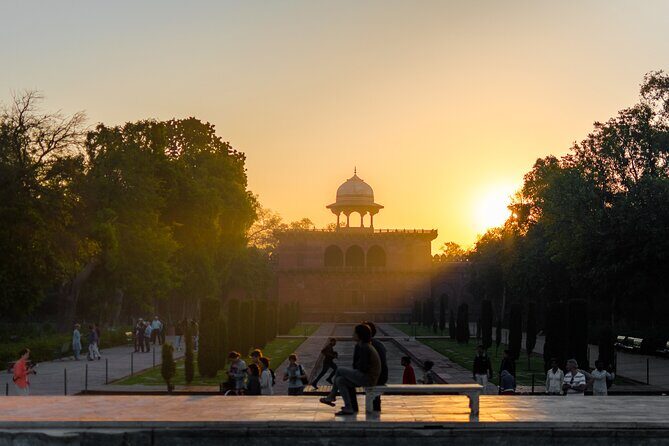 Sunrise Taj Mahal Tour From Delhi - The Taj Mahal at Sunrise