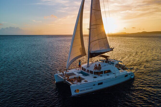 Sunset Bliss Catamaran Tour - Sunset Bliss Catamaran Tour: A Calm and Luxurious Sunset Experience in Bonaire