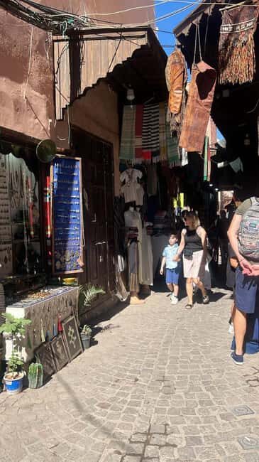 Sunset City Tour : Souks & Medina with Caleche by Night - Who Should Consider This Tour?