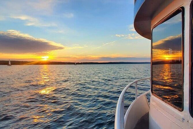 Sunset Cruise Experience on West Grand Traverse Bay - An In-Depth Look at the Sunset Cruise Experience