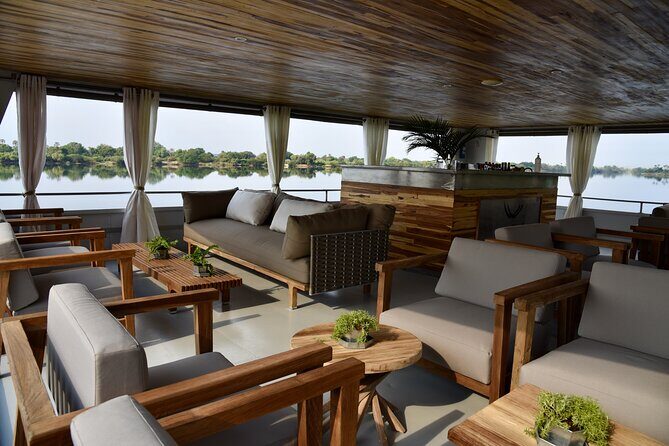 Sunset Cruise on the Zambezi River - A Detailed Look at the Sunset Cruise Experience
