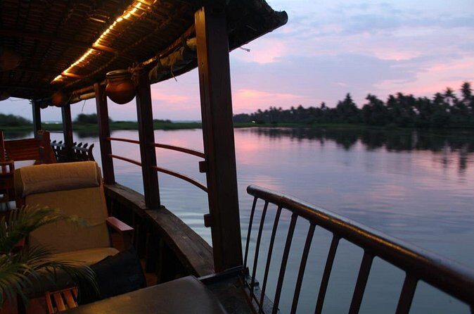 Sunset Cruise with Village Life and Local Food - FAQ