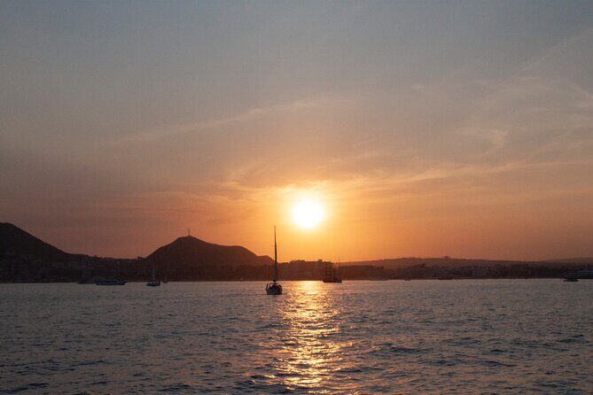 Sunset Dinner Cruise in Cabo San Lucas - The Itinerary in Detail