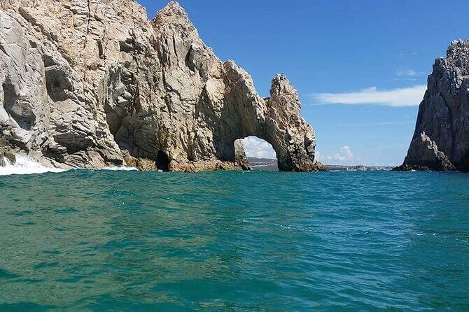 Sunset Dinner Show Cruise Tour in Cabo San Lucas - An In-Depth Look at the Sunset Dinner Show Cruise