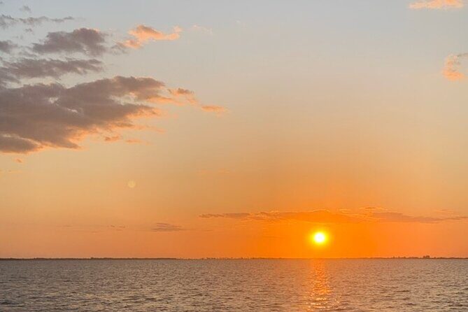 Sunset Dolphin Cruise with Sanibel Lighthouse Views - Who Should Consider This Tour?