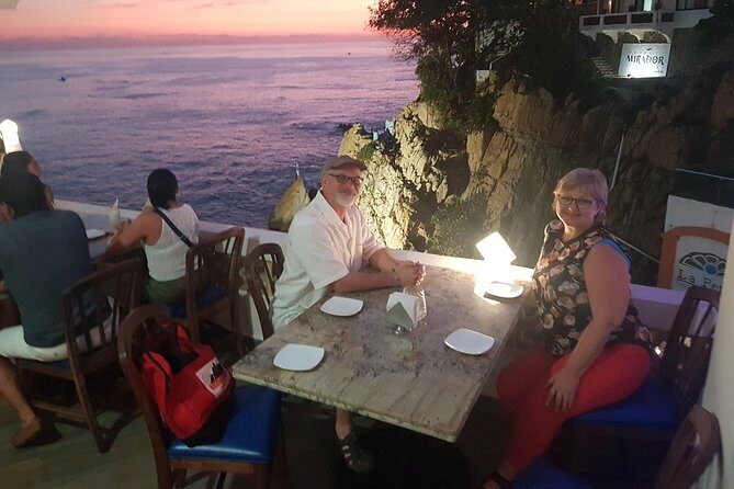 Sunset + High Cliff Divers La Quebrada at La Perla - Only Drinks - Practical Details and Tips