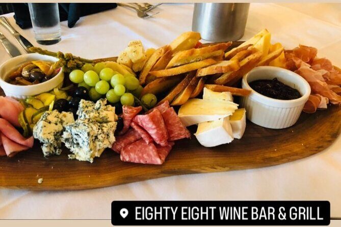 Sunset Niagara-on-the-Lake Small Group Wine Tour with Dinner - Frequently Asked Questions