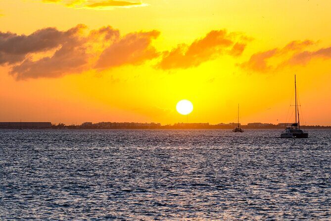 Sunset Party at Isla Mujeres! Round Transportation from Cancun - Discover the Charm of Isla Mujeres and the Sunset Party Experience
