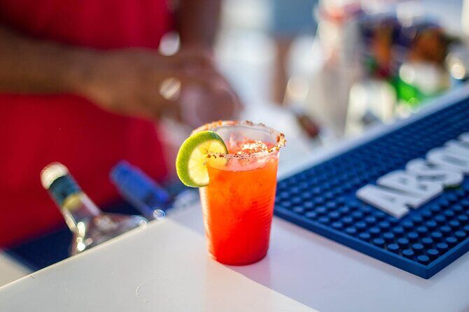 Sunset Party Cruise in Los Cabos - What the Tour Includes