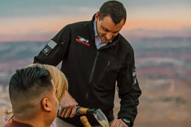 Sunset Red Rock Canyon Helicopter Tour and Champagne Toast - Authentic Feedback from Travelers