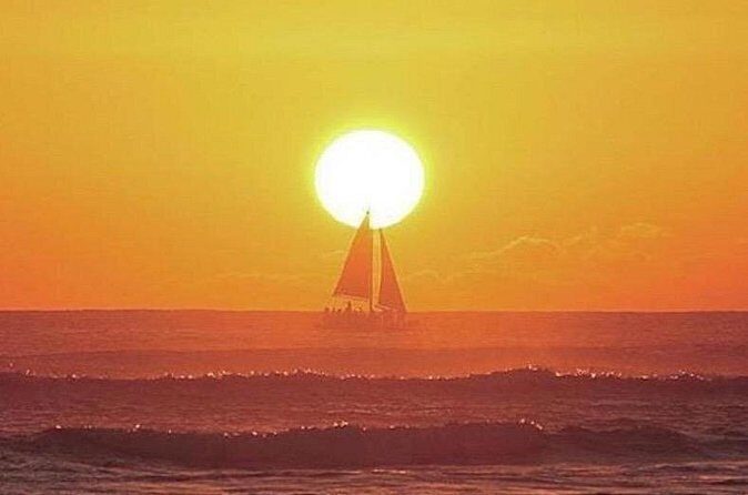 Sunset sail Aboard Manakai Catamaran - The Sum Up