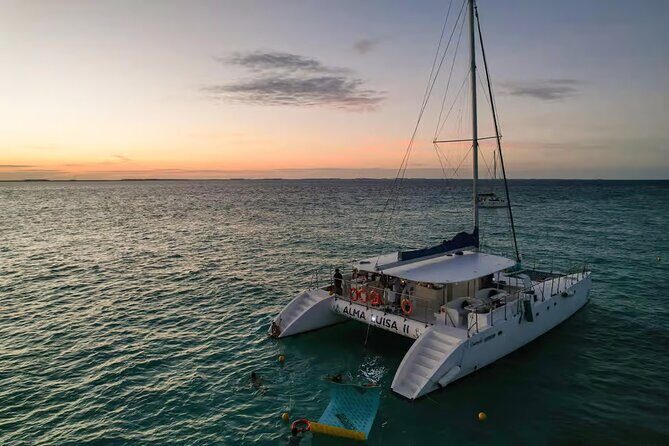 Sunset Sailing Adventure to Isla Mujeres Unlimited + Transfer from Cancún - A Practical Look at the Sunset Sailing Adventure to Isla Mujeres