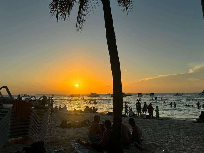 Sunset Sailing to Isla Mujeres with Cancún Transfer - The Experience: What Travelers Say