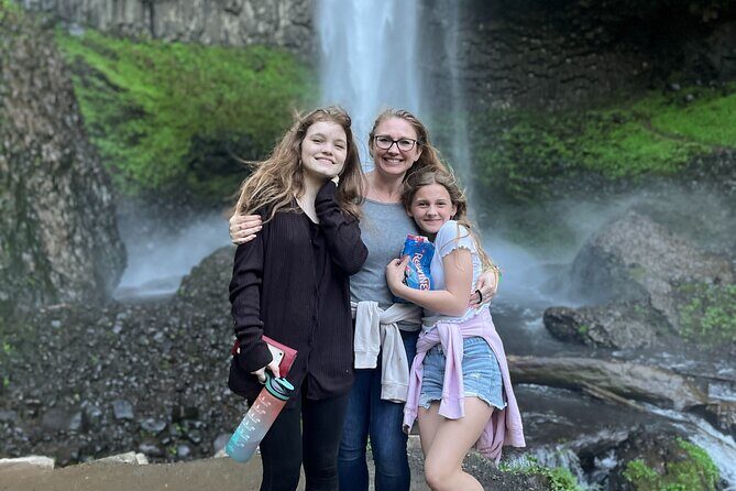 Sunset Tour of Multnomah Falls plus Vista House and Other Falls - Frequently Asked Questions