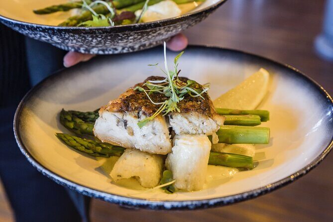 Sunshine Coast & Noosa Private Wine Tour Inc. Lunch & Tastings - FAQ