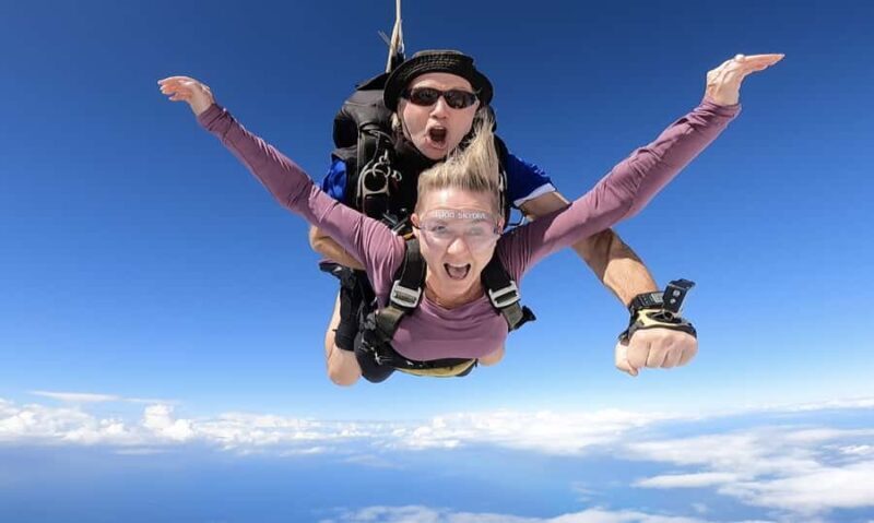 Sunshine Coast: Tandem Skydive with Beach Landing - An Overview of the Experience