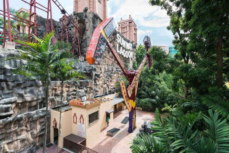 Sunway Lagoon Theme Park with Round-Trip Transfer - Exploring Sunway Lagoon: What You Can Expect