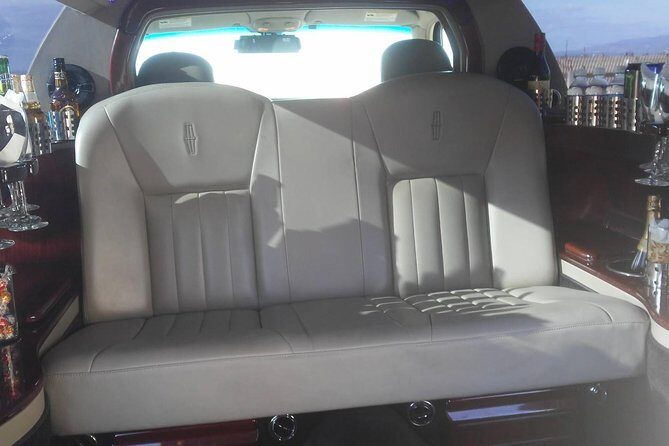 Super custom Dual bar limo with tour guide 6-Hour Los Angeles Private Tour!! - In-Depth Look at the Experience